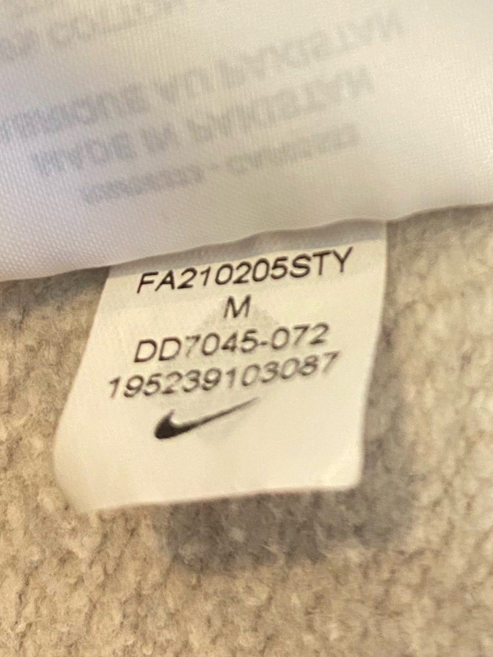 Nike Sportswear Sport Essentials+ (SPE+) Fleece Crew Revival, size M - Picture 7 of 11